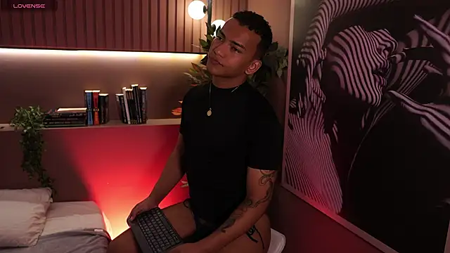 Rafa2004Cruz online show from 03-09-26, 01:15