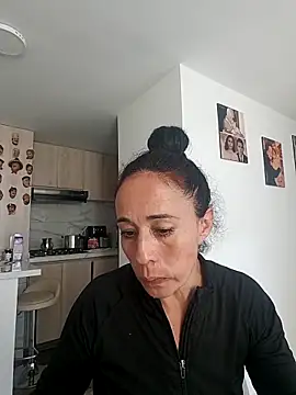 Coeur de luxure online show from 09-25-25, 07:28