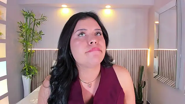 Snapshot of GeorginaReyes chatting on 12-20-25, 10:39 GeorginaReyes online show from 12-20-25, 10:39