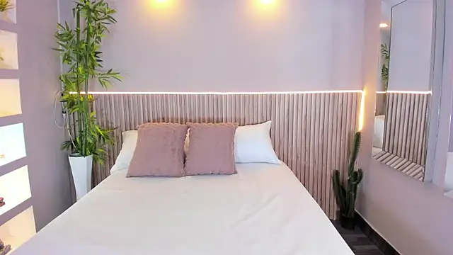 Snapshot of GeorginaReyes chatting on 01-10-26, 10:47 GeorginaReyes online show from 01-10-26, 10:47