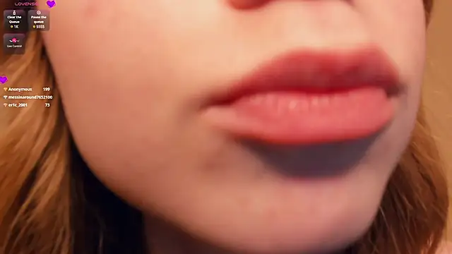 Snapshot of FloraBonde chatting on 02-23-25, 10:28 FloraBonde online show from 02-23-25, 10:28