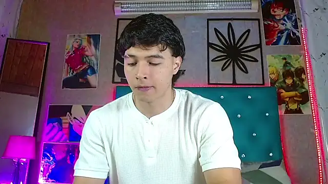 LiamAndrewzz online show from 04-30-26, 03:35