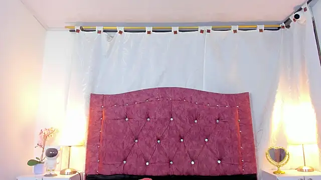 ValentinaGuerra online show from 10-05-25, 01:37