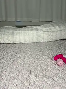 Snapshot of skybeatrice7 chatting on 03-12-25, 09:03 skybeatrice7 online show from 03-12-25, 09:03