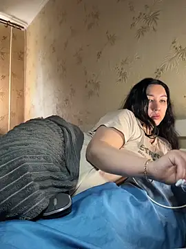 Naughtbaby 2025 online show from 06-08-26, 01:33