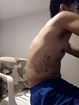 Snapshot of LeonRoots chatting on 11-05-25, 04:51 LeonRoots online show from 11-05-25, 04:51