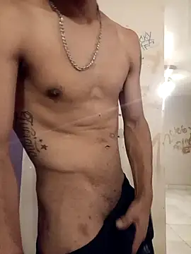 Snapshot of LeonRoots chatting on 02-10-26, 08:35 LeonRoots online show from 02-10-26, 08:35