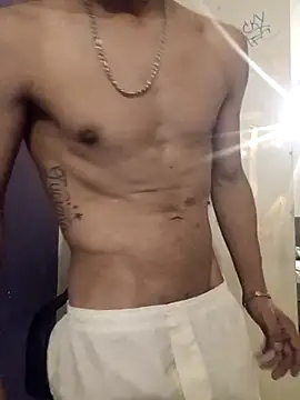 Snapshot of LeonRoots chatting on 02-15-26, 10:25 LeonRoots online show from 02-15-26, 10:25