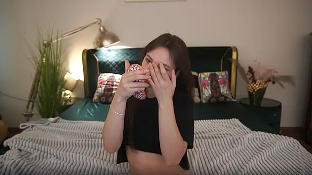 PaigePrado online show from 05-21-26, 05:58