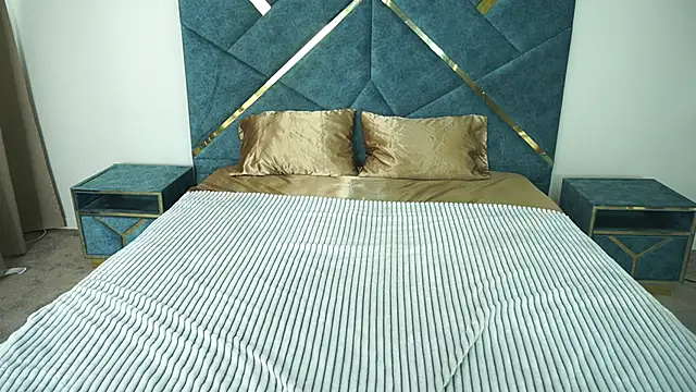 PaigePrado online show from 06-29-26, 10:15