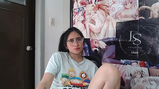 Snapshot of Arielle_lov chatting on 03-03-25, 05:50 Arielle lov online show from 03-03-25, 05:50