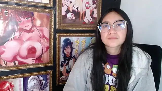 Snapshot of Arielle_lov chatting on 03-04-25, 11:19 Arielle lov online show from 03-04-25, 11:19