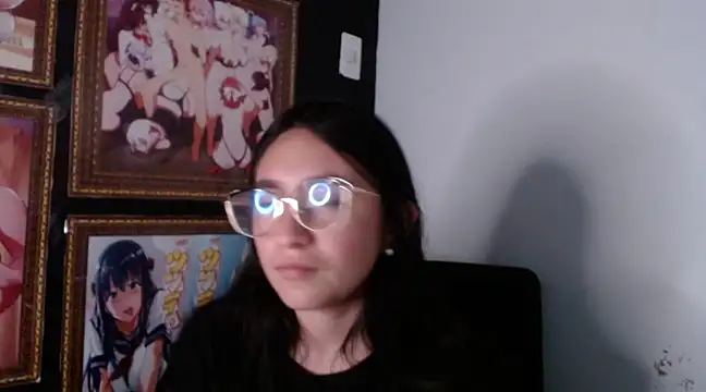 Snapshot of Arielle_lov chatting on 03-05-25, 02:56 Arielle lov online show from 03-05-25, 02:56