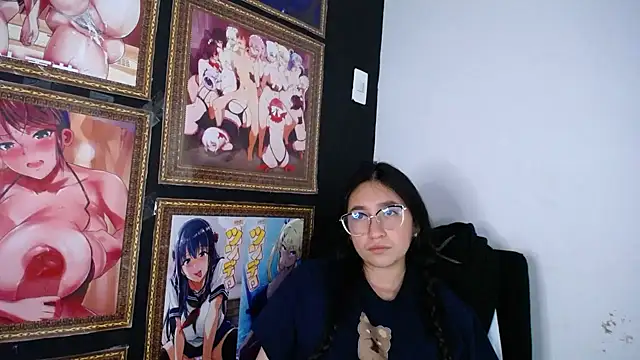 Snapshot of Arielle_lov chatting on 03-06-25, 02:40 Arielle lov online show from 03-06-25, 02:40