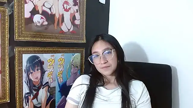 Snapshot of Arielle_lov chatting on 03-07-25, 02:34 Arielle lov online show from 03-07-25, 02:34