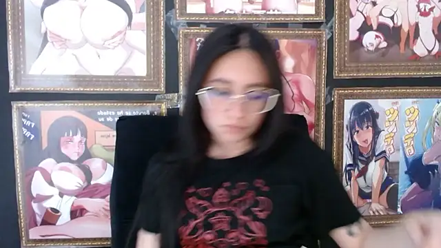 Snapshot of Arielle_lov chatting on 03-17-25, 02:45 Arielle lov online show from 03-17-25, 02:45