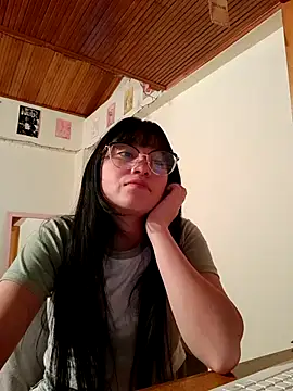 Snapshot of Arielle_lov chatting on 10-03-25, 02:30 Arielle lov online show from 10-03-25, 02:30