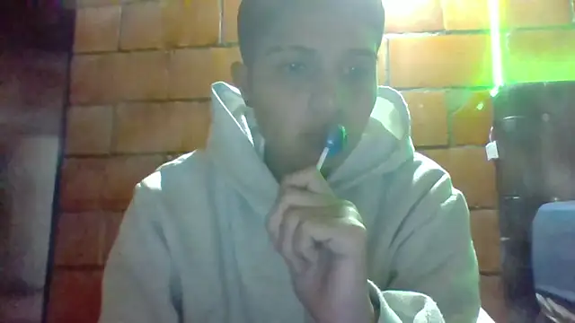 Snapshot of cora-gunn chatting on 03-16-25, 04:09 cora-gunn online show from 03-16-25, 04:09