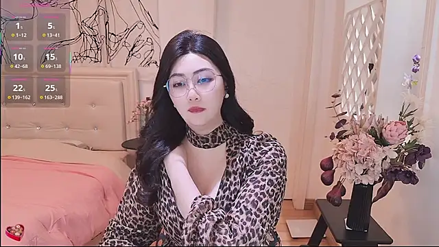 Tingdie online show from 10-29-25, 05:36