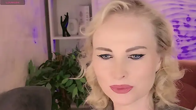 Sandra Kind online show from 06-06-26, 05:23