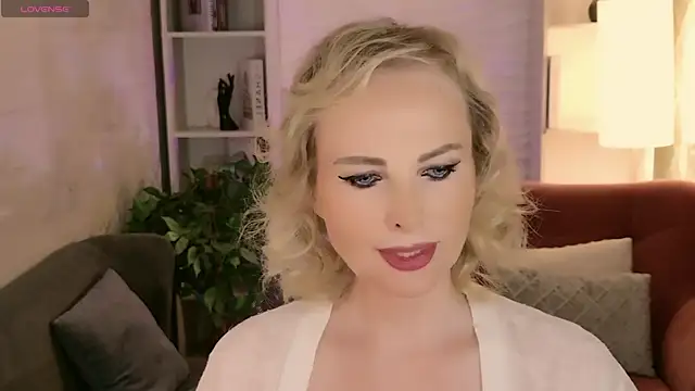 Sandra Kind online show from 07-14-26, 05:23