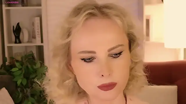 Sandra Kind online show from 07-18-26, 05:22