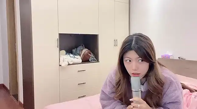 JayM584520 online show from 02-17-25, 09:03