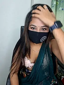Snapshot of Sweety-2 chatting on 09-15-25, 09:48 Sweety-2 online show from 09-15-25, 09:48