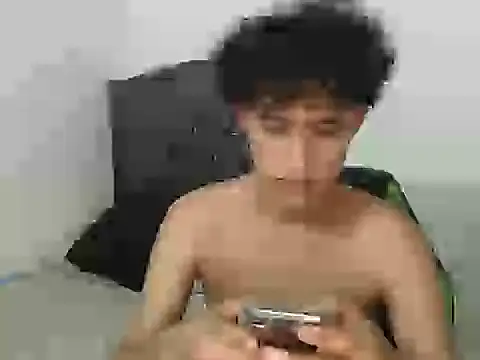 Boy coll online show from 03-21-26, 07:24