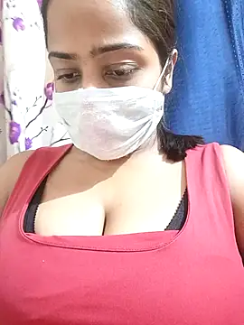 Snapshot of COZY_ROZI chatting on 10-19-25, 02:18 COZY ROZI online show from 10-19-25, 02:18