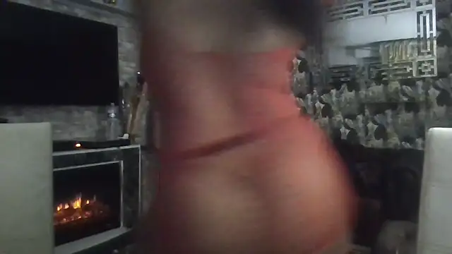 Snapshot of Louna45dv chatting on 09-20-25, 12:00 Louna45dv online show from 09-20-25, 12:00