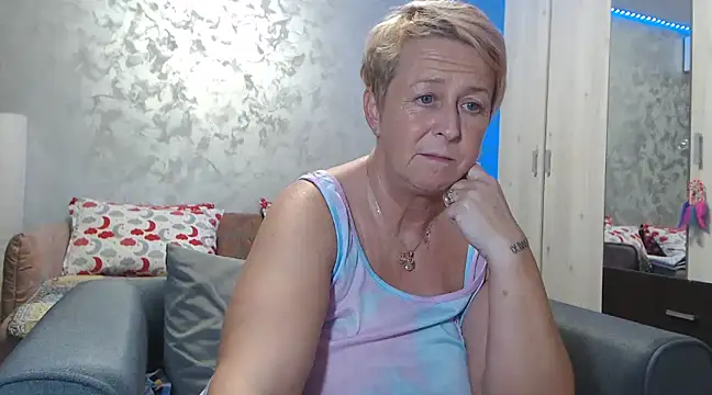 RosesandLillies online show from 01-25-25, 10:07