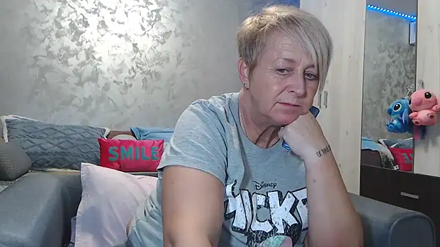 RosesandLillies online show from 02-24-26, 06:17