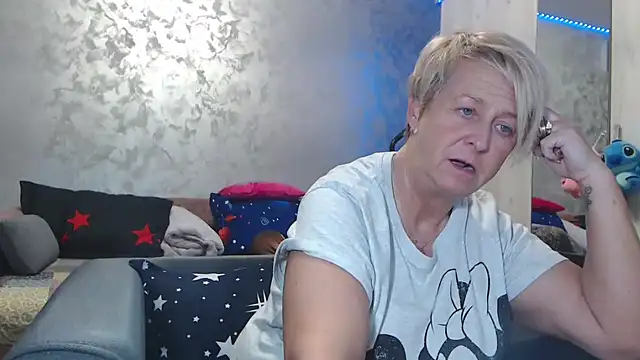 RosesandLillies online show from 03-25-26, 04:46