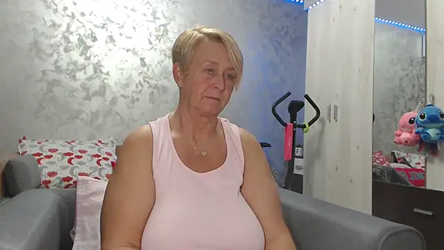 RosesandLillies online show from 04-07-26, 04:29