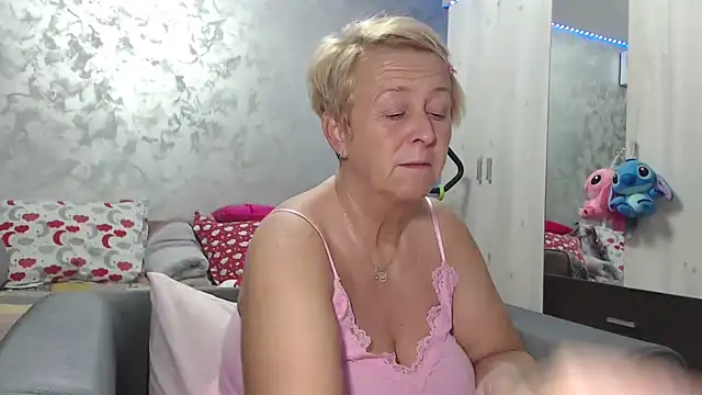 RosesandLillies online show from 04-10-26, 04:33