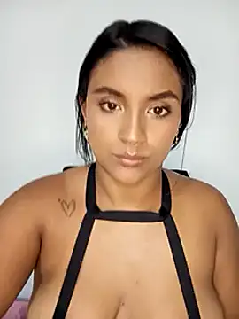 Snapshot of victoria_roussee chatting on 02-26-25, 03:21 victoria roussee online show from 02-26-25, 03:21