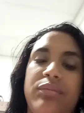 Snapshot of victoria_roussee chatting on 03-02-25, 07:56 victoria roussee online show from 03-02-25, 07:56