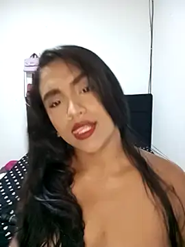 Snapshot of victoria_roussee chatting on 03-02-25, 10:59 victoria roussee online show from 03-02-25, 10:59