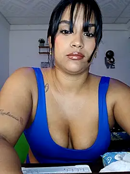 Snapshot of victoria_roussee chatting on 11-15-25, 10:23 victoria roussee online show from 11-15-25, 10:23