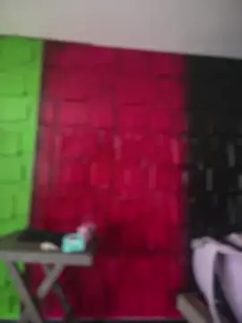 Snapshot of Emily-teen chatting on 10-10-25, 02:05 Emily-teen online show from 10-10-25, 02:05