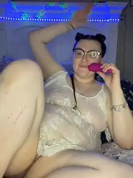 Snapshot of HTXBELLE chatting on 03-08-25, 12:41 HTXBELLE online show from 03-08-25, 12:41