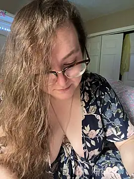 Snapshot of HTXBELLE chatting on 03-19-25, 02:24 HTXBELLE online show from 03-19-25, 02:24