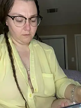Snapshot of HTXBELLE chatting on 03-20-25, 11:16 HTXBELLE online show from 03-20-25, 11:16