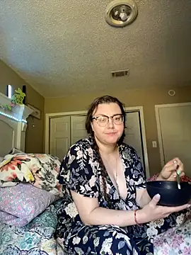 Snapshot of HTXBELLE chatting on 03-21-25, 07:02 HTXBELLE online show from 03-21-25, 07:02