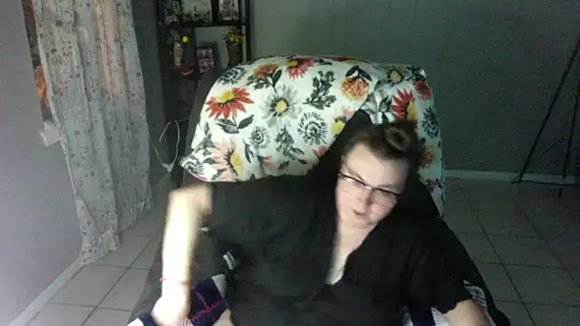Snapshot of HTXBELLE chatting on 10-03-25, 08:55 HTXBELLE online show from 10-03-25, 08:55
