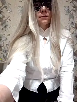 Snapshot of AliniX chatting on 03-14-25, 09:10 AliniX online show from 03-14-25, 09:10