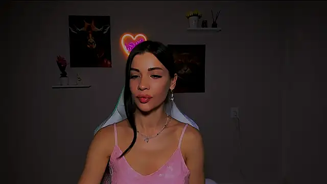 Snapshot of KetiWils chatting on 03-08-25, 04:28 KetiWils online show from 03-08-25, 04:28