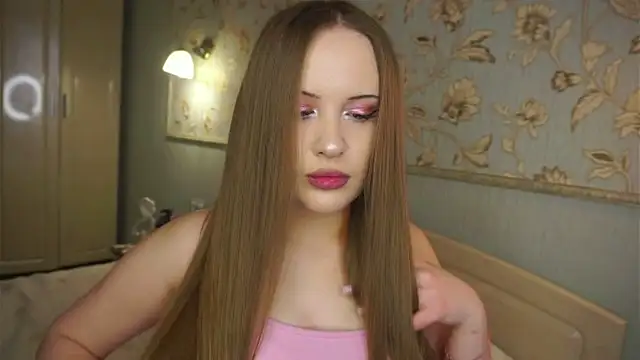 QuennaCoote online show from 04-28-26, 07:24