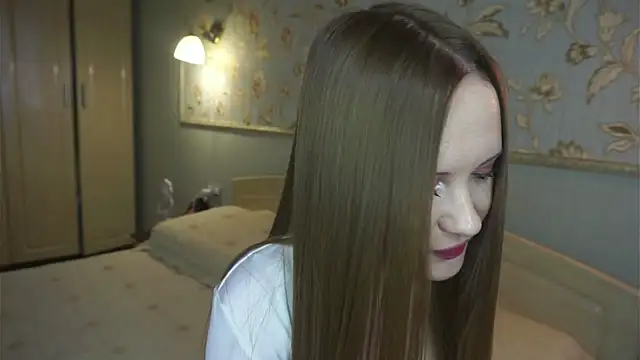 QuennaCoote online show from 04-30-26, 07:36